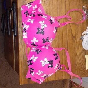 Pink bow bra